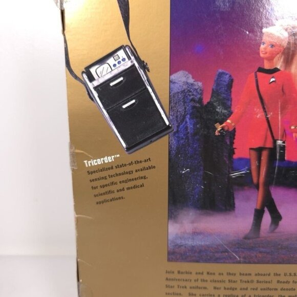 STAR‎ TREK 30th Anniversary Mattel Barbie & Ken Gift Set Collectors 1996 #15006 - Picture 8 of 11
